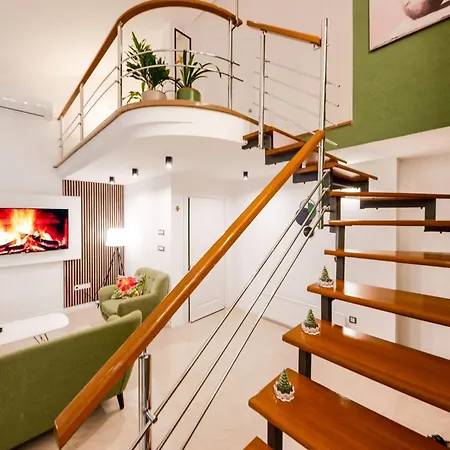 House Skrabic * マカルスカ